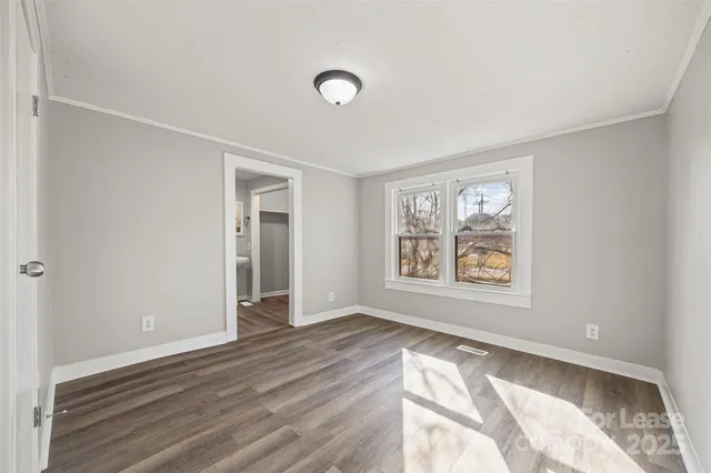 $1,500 | 1127 West 5th Avenue, Gastonia, NC 28052