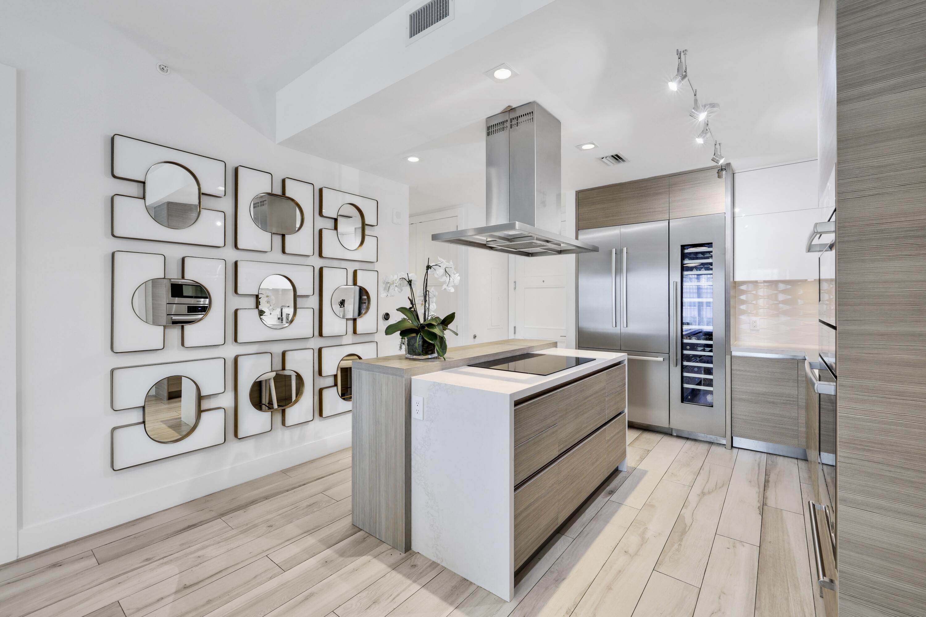 155 East Boca Raton Road, Unit 413 Boca Raton, FL 33432 - Photo 2 of 28 Sophisticated kitchen