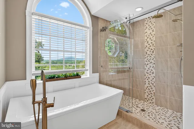 $1,885,000 | 9565 Briar Lane, Delaplane, VA 20144