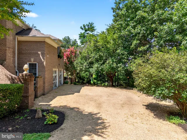 $1,885,000 | 9565 Briar Lane, Delaplane, VA 20144