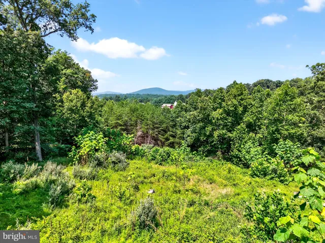 $1,885,000 | 9565 Briar Lane, Delaplane, VA 20144
