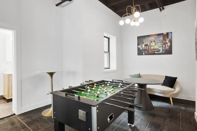 $2,030 | 6026 North Winthrop Avenue, Unit 6G, Chicago, IL 60660