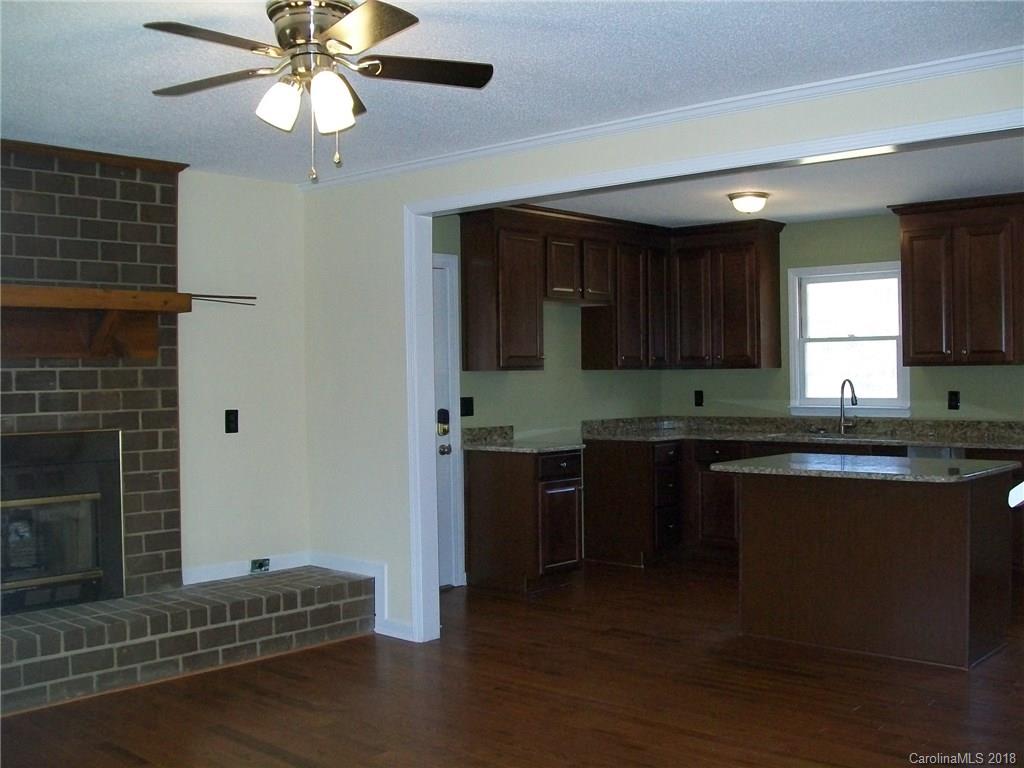 4034 Hickory Grove Road Sharon, SC 29742 - Photo 2 of 25 Gallery Image 2