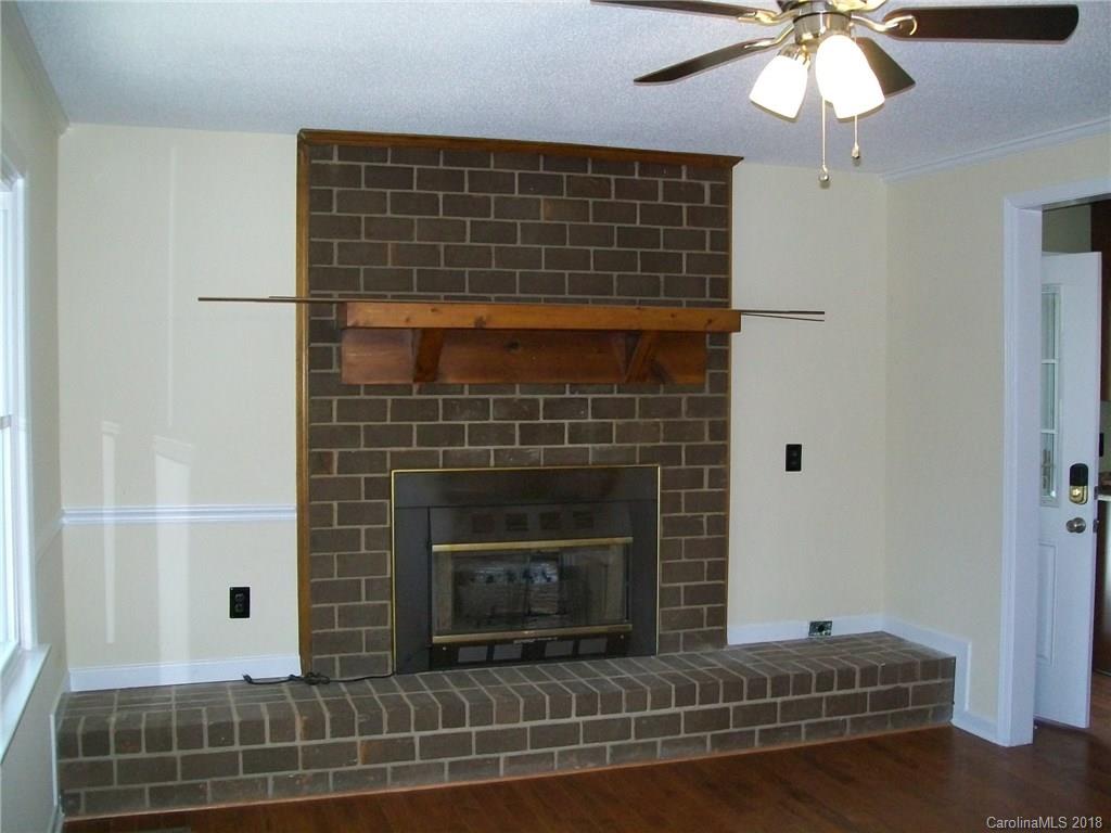 4034 Hickory Grove Road Sharon, SC 29742 - Photo 15 of 25 Gallery Image 15