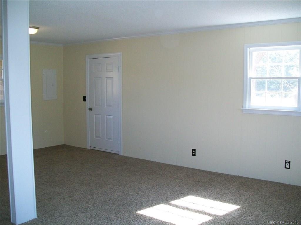 4034 Hickory Grove Road Sharon, SC 29742 - Photo 3 of 25 Gallery Image 3