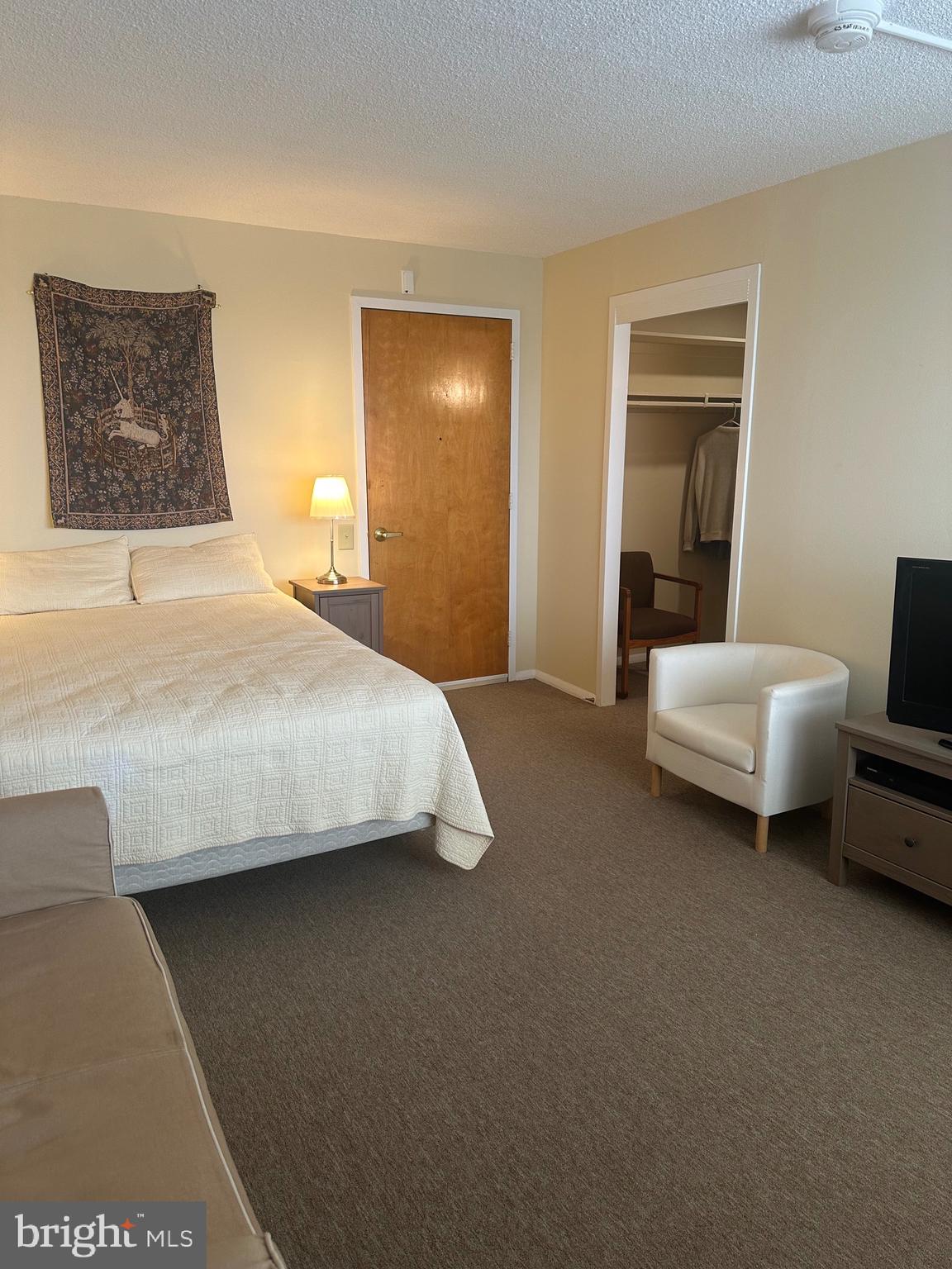 3939 Roland Avenue Baltimore, MD 21211 - Photo 7 of 9 Efficiency Apartment 2