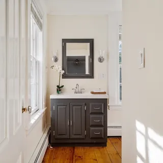 $975,000 | 31 School Street, Unit 1, Andover, MA 01810