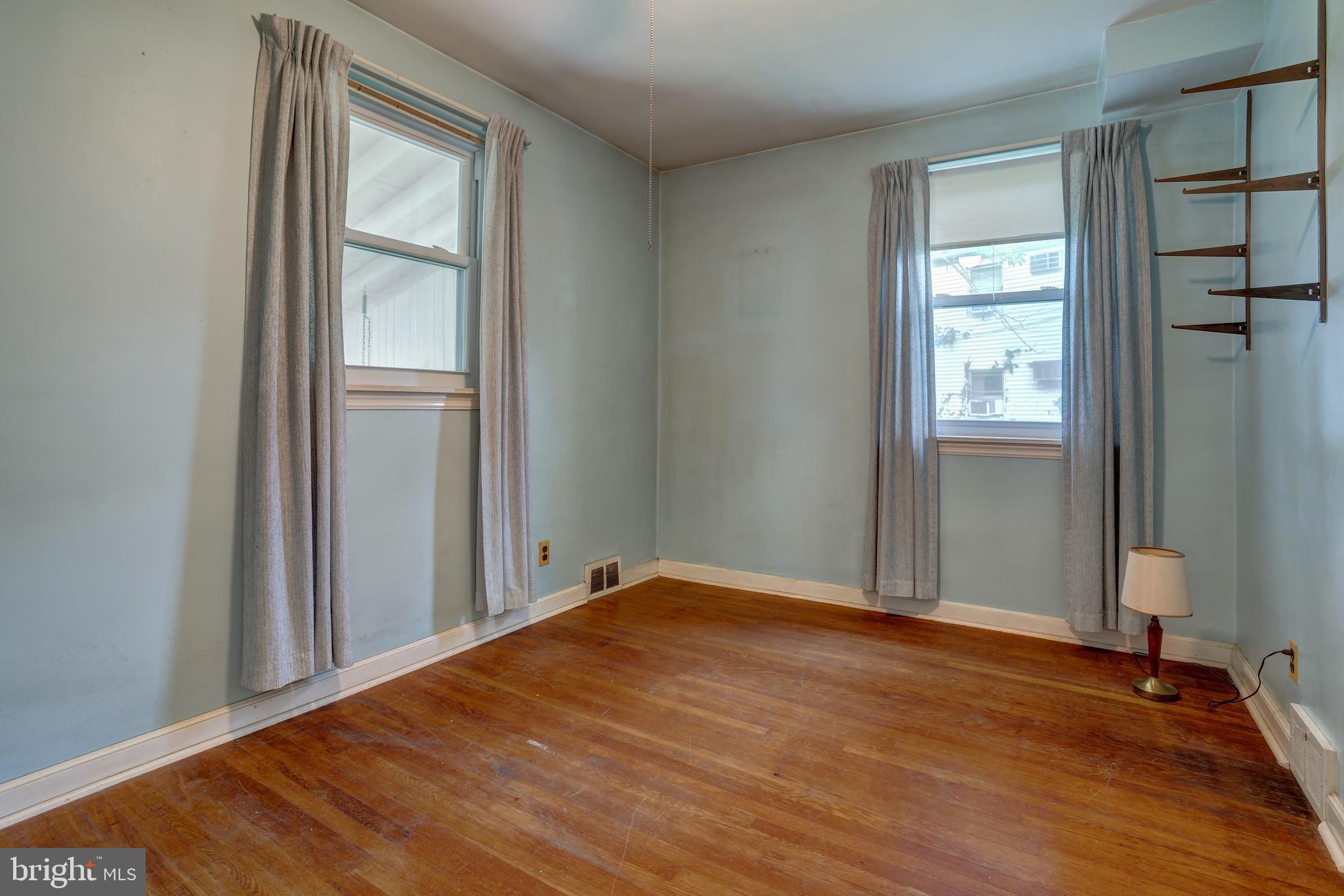 1343 Valley Road Woodlyn, PA 19094 - Photo 18 of 36 Gallery Image 18