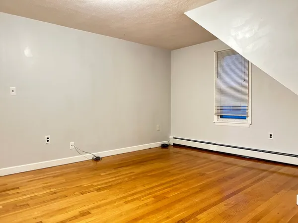 $2,650 | 318 Granite Street, Unit 2, Quincy, MA 02169