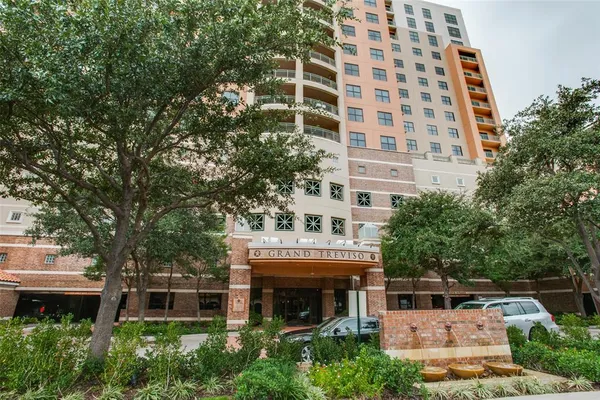 $384,999 | 330 Las Colinas Boulevard East, Unit 924, Irving, TX 75039