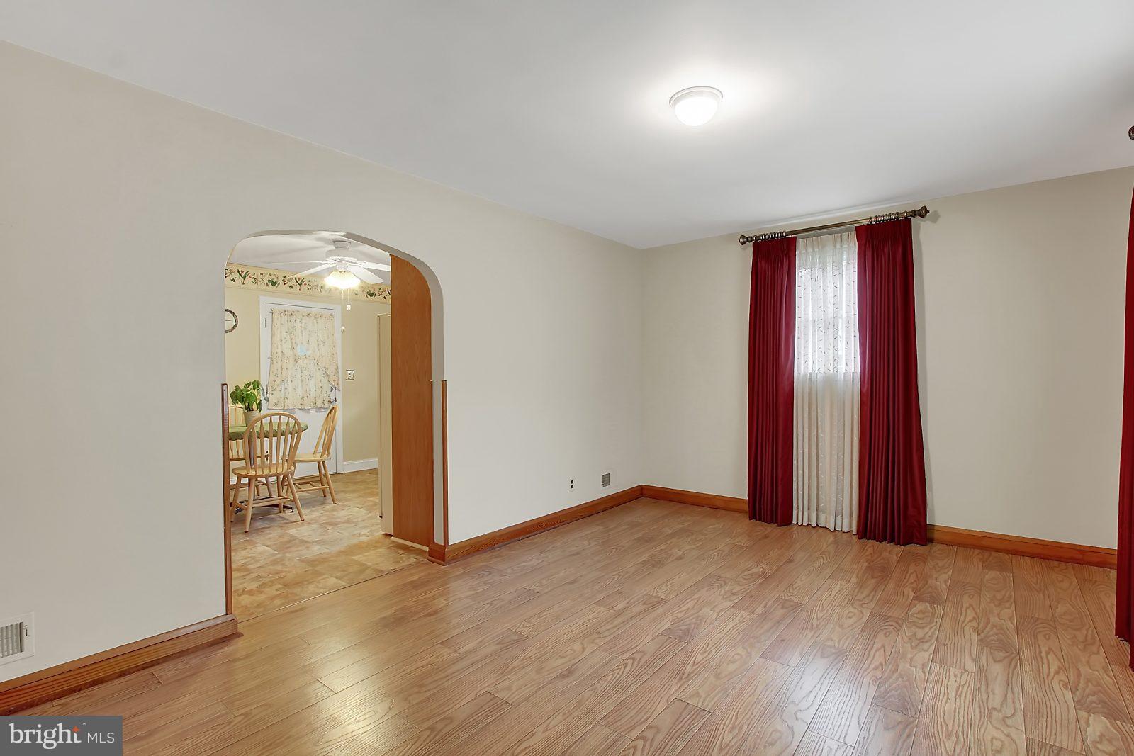 10413 Vincent Road White Marsh, MD 21162 - Photo 3 of 25 Living Room View 2
