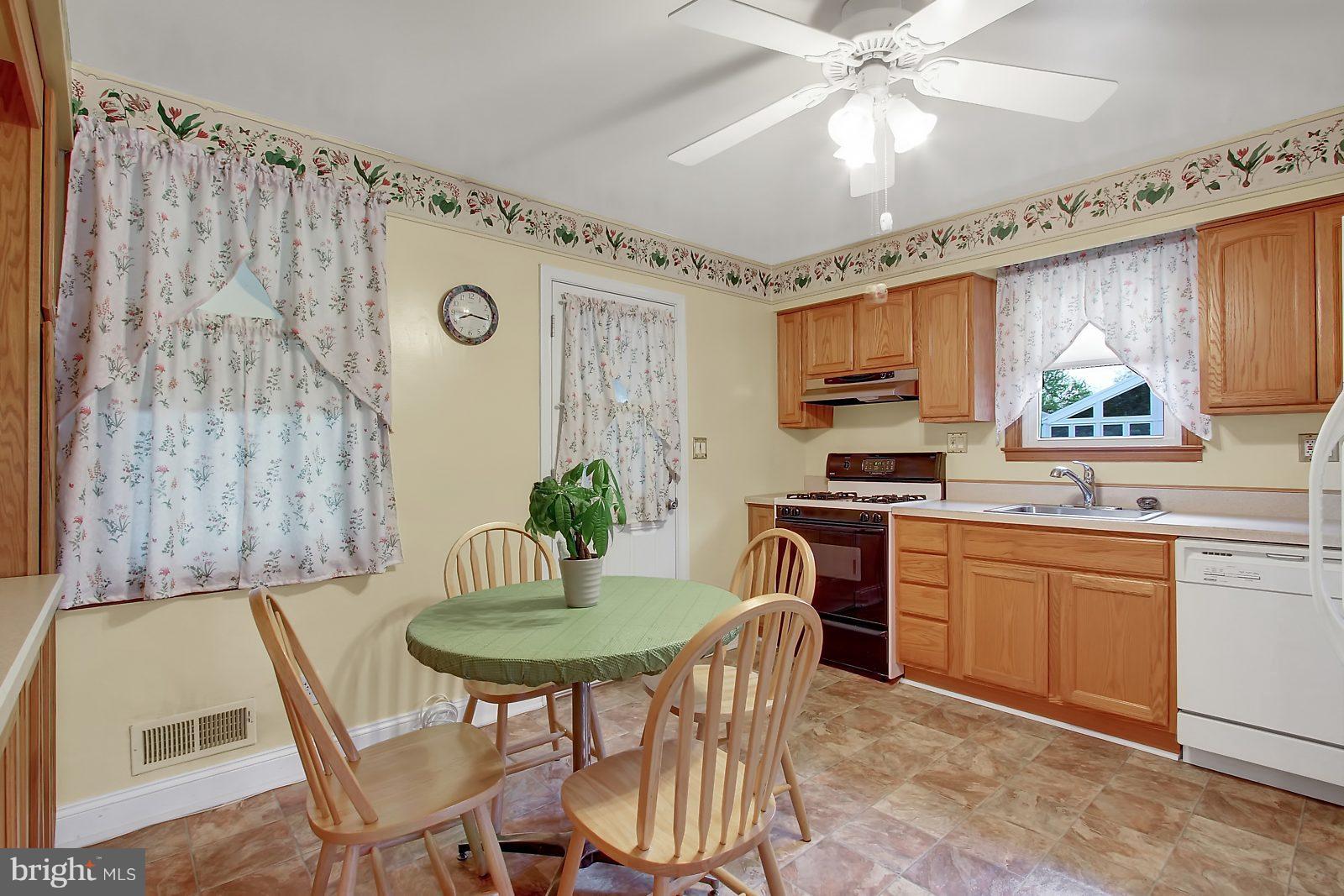 10413 Vincent Road White Marsh, MD 21162 - Photo 6 of 25 Kitchen View 2