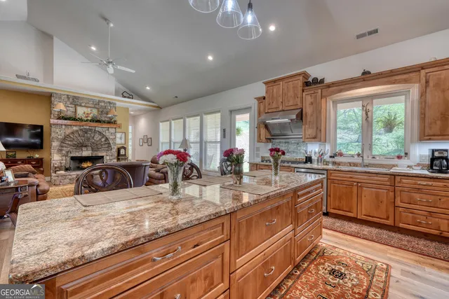 $1,300,000 | 1735 Downings Creek Road, Hayesville, NC 28904