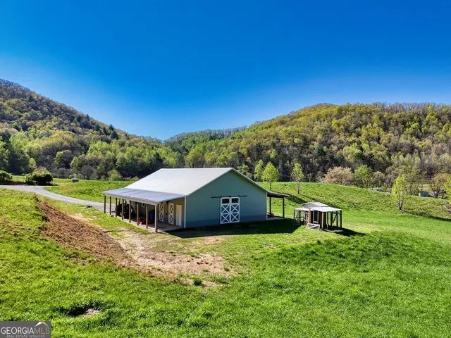 $1,300,000 | 1735 Downings Creek Road, Hayesville, NC 28904