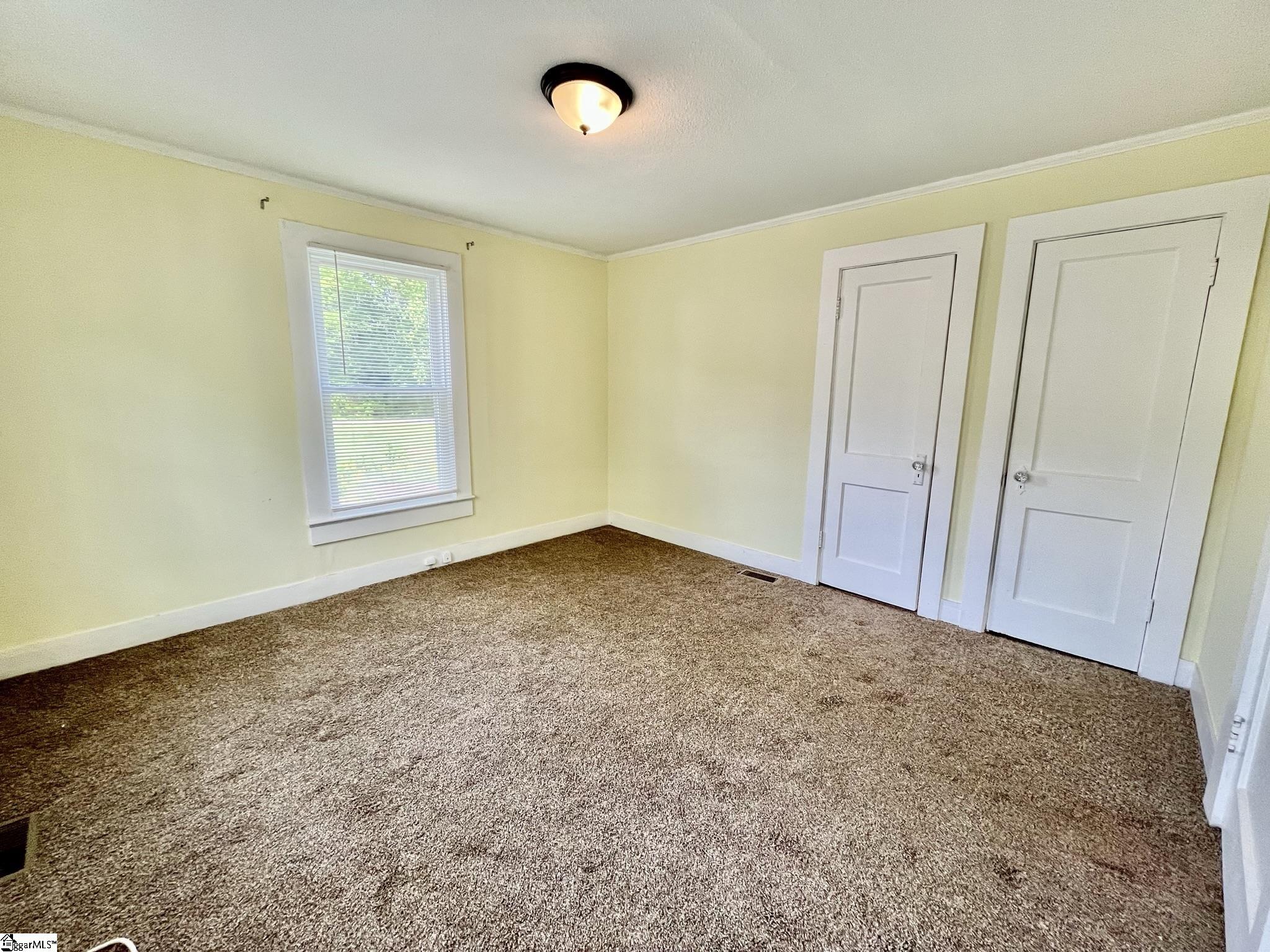 210 Mc Dowell Street Laurens, SC 29360 - Photo 6 of 18