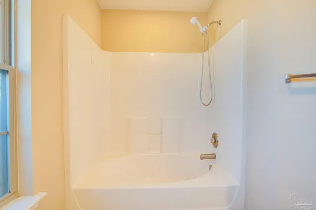 $1,950 | 3324 Wasatch Range Loop, Pensacola, FL 32526