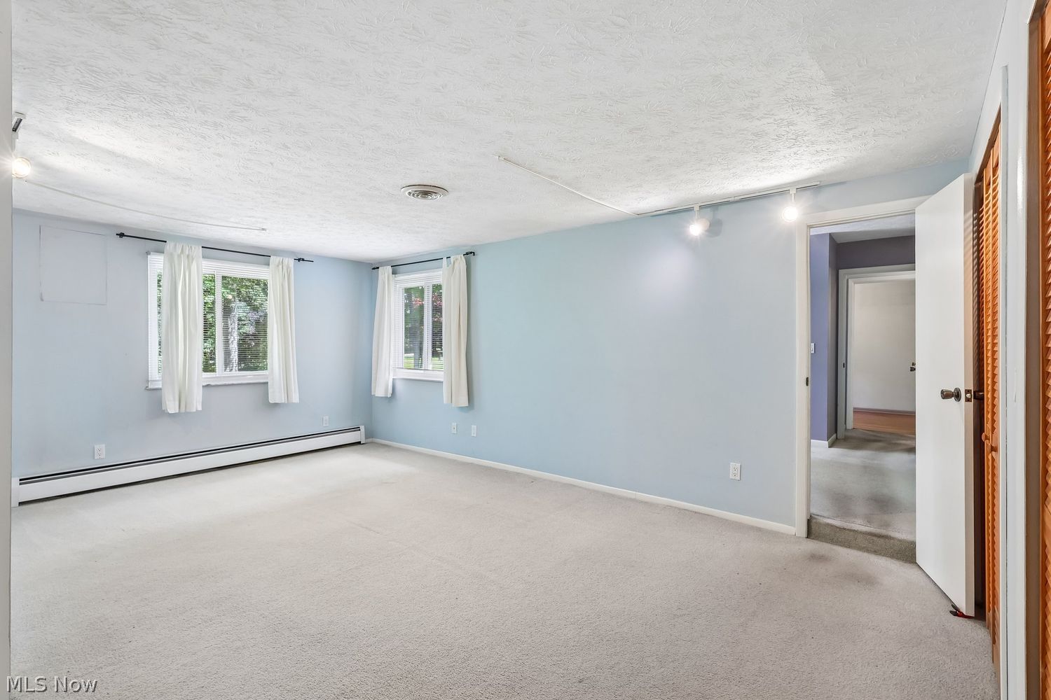 8355 Cedar Road Chesterland, OH 44026 - Photo 30 of 44