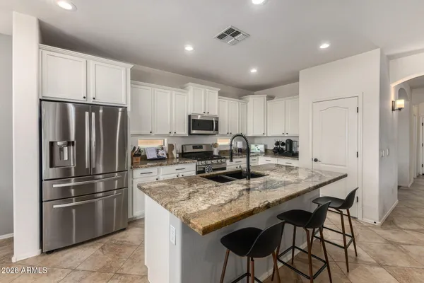 $629,900 | 590 East Raven Court, Gilbert, AZ 85297