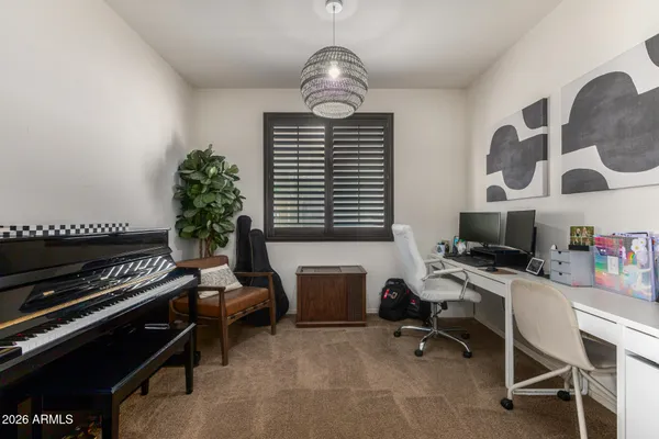 $629,900 | 590 East Raven Court, Gilbert, AZ 85297