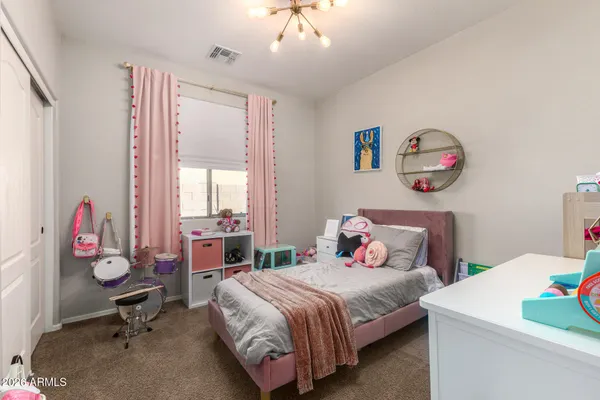 $629,900 | 590 East Raven Court, Gilbert, AZ 85297