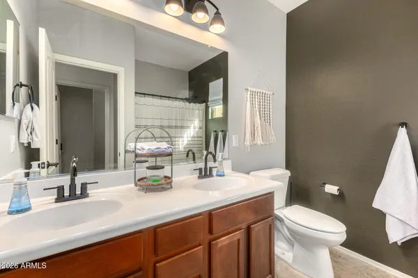 $629,900 | 590 East Raven Court, Gilbert, AZ 85297