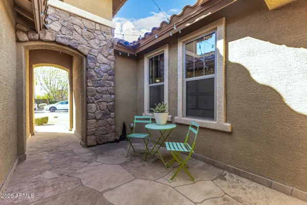 $629,900 | 590 East Raven Court, Gilbert, AZ 85297