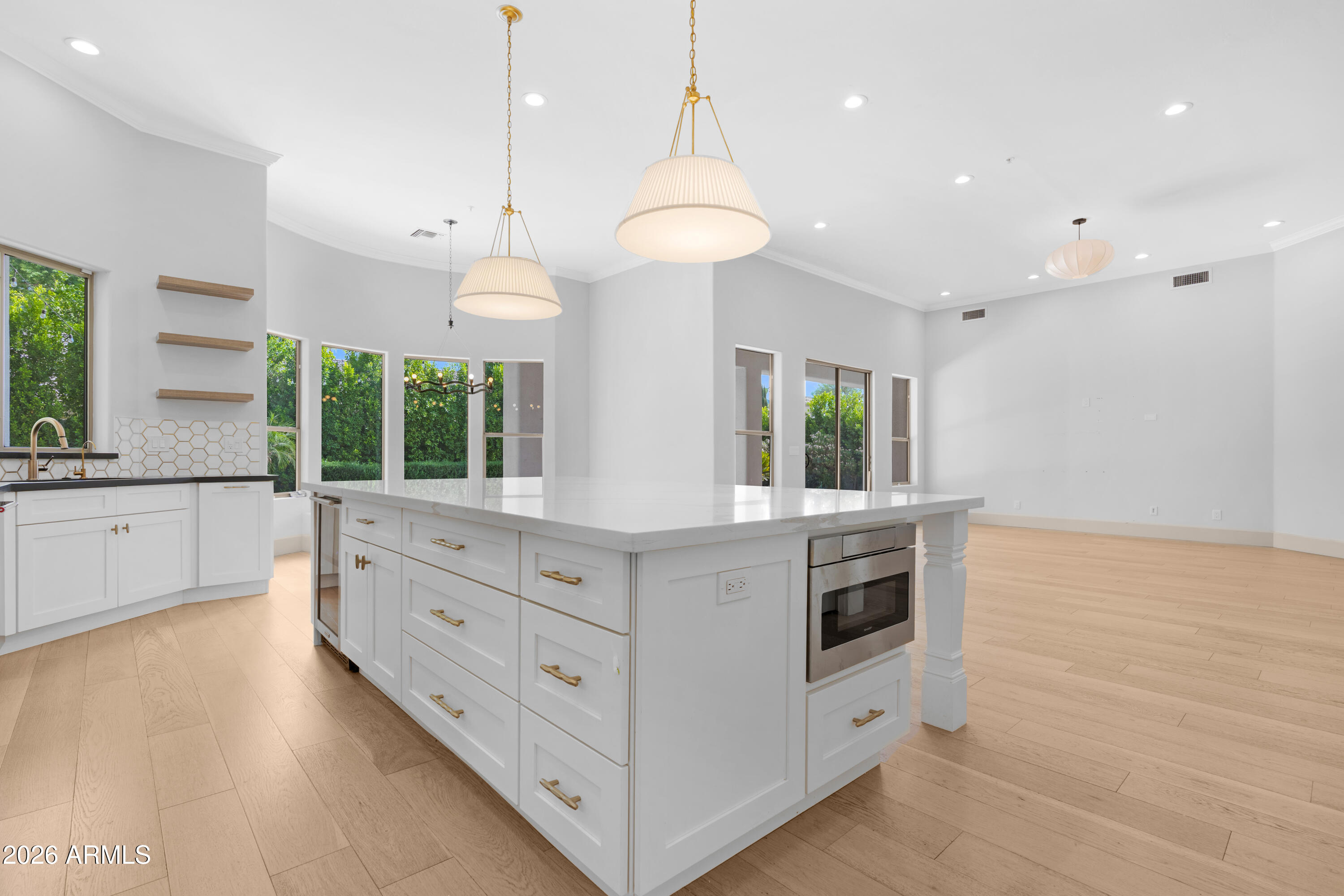 9470 East Bloomfield Road Scottsdale, AZ 85260 - Photo 11 of 49 Kitchen 6