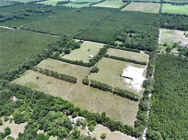 $698,500 | 6900 Southwest 50th Avenue, Trenton, FL 32693