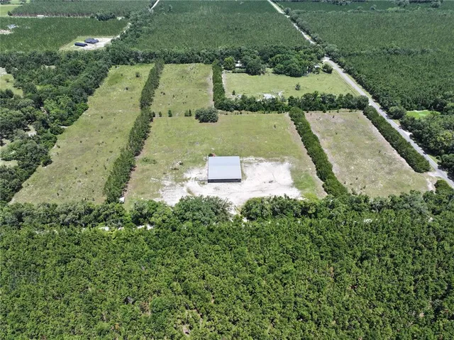 $698,500 | 6900 Southwest 50th Avenue, Trenton, FL 32693