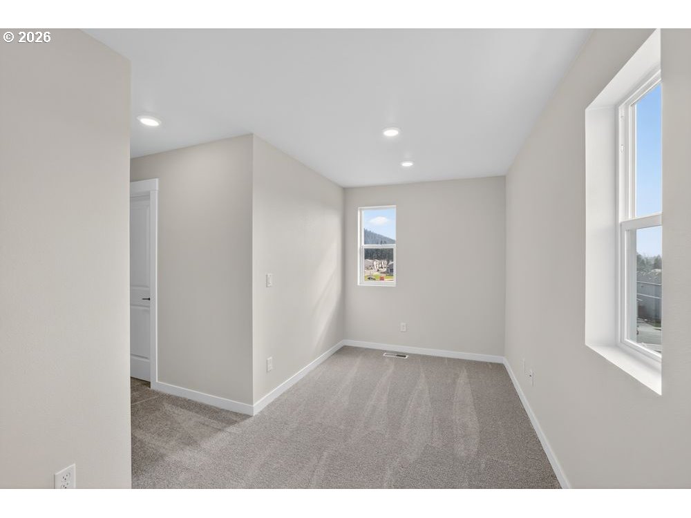 3668 Southwest 37th Street Gresham, OR 97080 - Photo 17 of 20