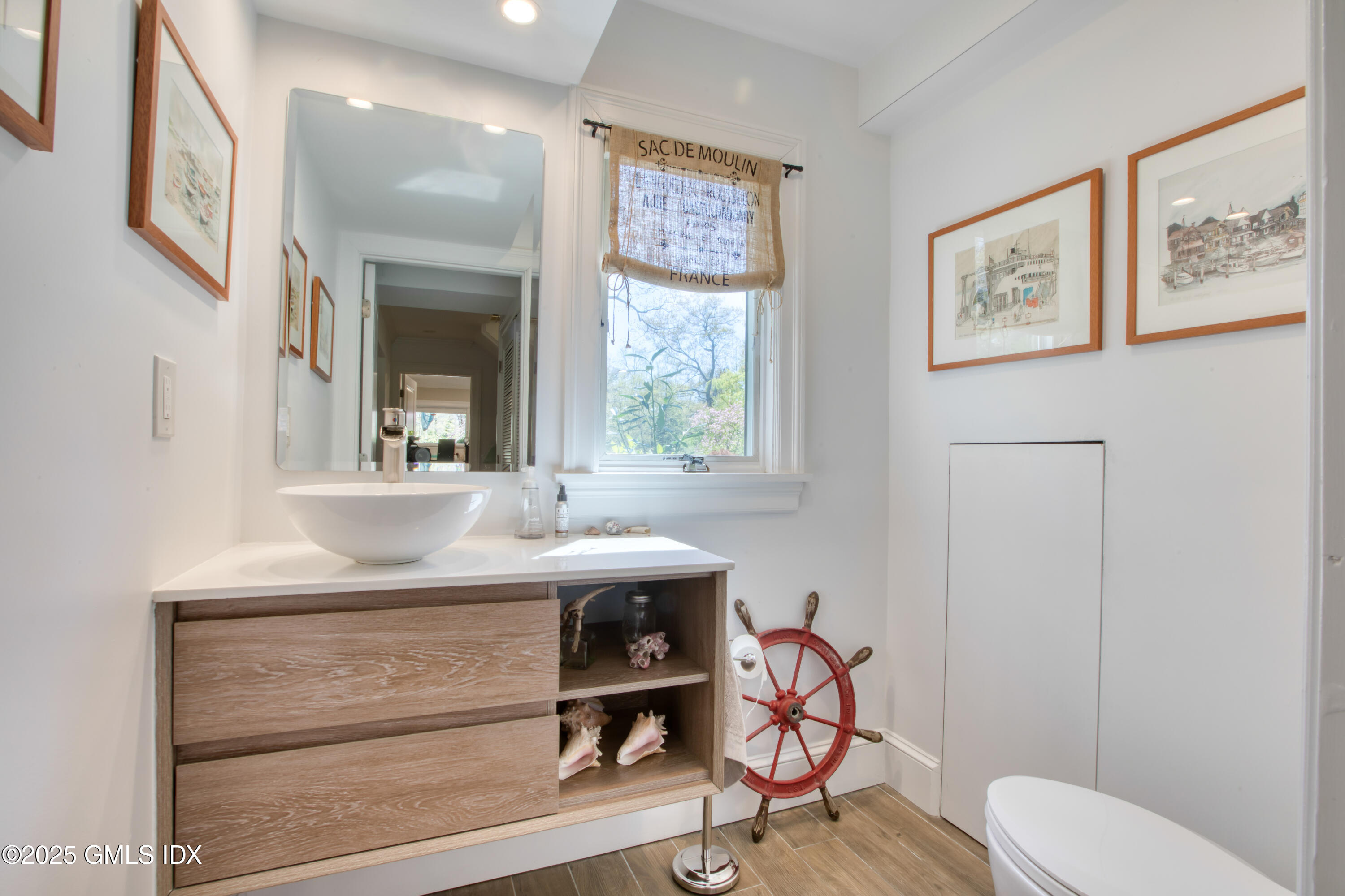 35 Dartmouth Road Cos Cob, CT 06807 - Photo 9 of 27 9