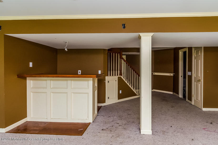 12 Duke Pass Colts Neck, NJ 07722 - Photo 13 of 25 013-4585297-small
