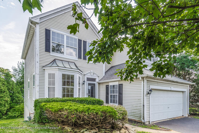 12 Duke Pass Colts Neck, NJ 07722 - Photo 3 of 25 003-4585290-small
