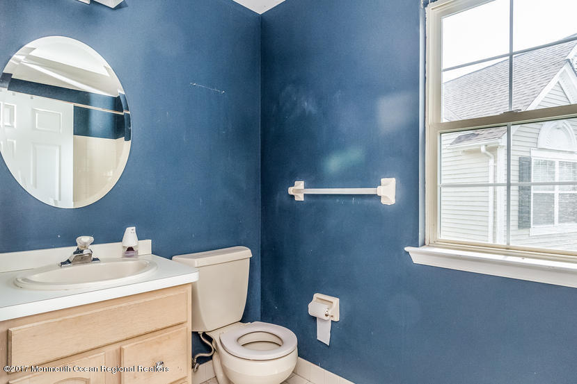 12 Duke Pass Colts Neck, NJ 07722 - Photo 22 of 25 022-4585302-small