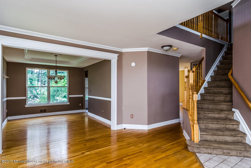 12 Duke Pass Colts Neck, NJ 07722 - Photo 5 of 25 005-4585287-small