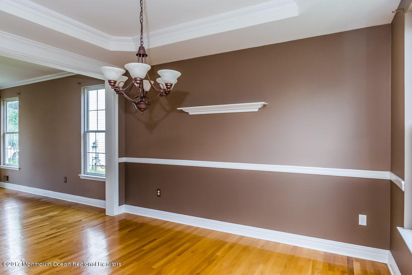 12 Duke Pass Colts Neck, NJ 07722 - Photo 7 of 25 007-4585291-small