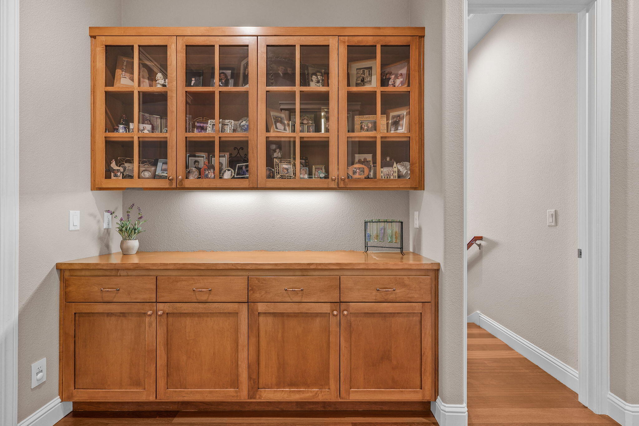 3582 Stone Ridge Place Redding, CA 96001 - Photo 17 of 34 a room with a cabinet