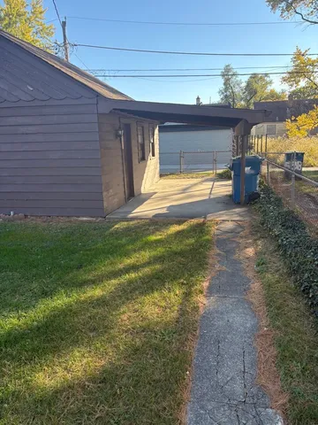$109,900 | 540 East 148th Place, Harvey, IL 60426