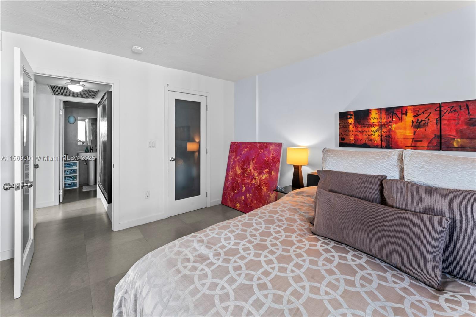 1670 Bay Road, Unit 3E Miami Beach, FL 33139 - Photo 10 of 13 Gallery Image 10