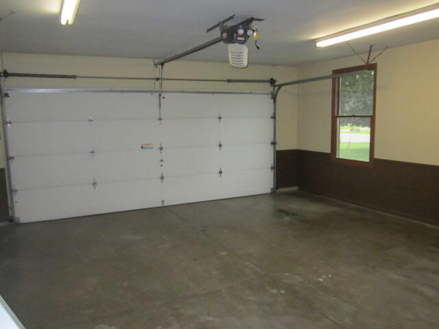 679 North Union City Road Coldwater, MI 49036 - Photo 23 of 36 IMG_1059