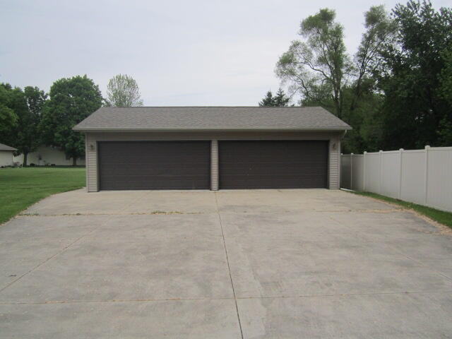 679 North Union City Road Coldwater, MI 49036 - Photo 6 of 36 IMG_1096