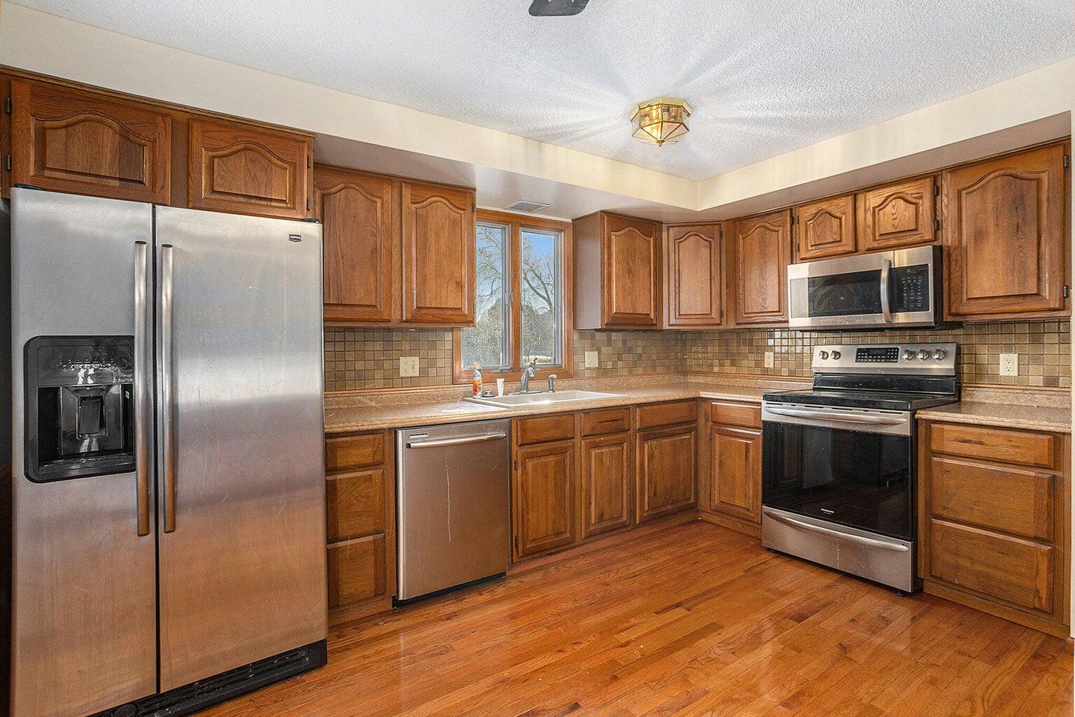 679 North Union City Road Coldwater, MI 49036 - Photo 10 of 36 kitchen
