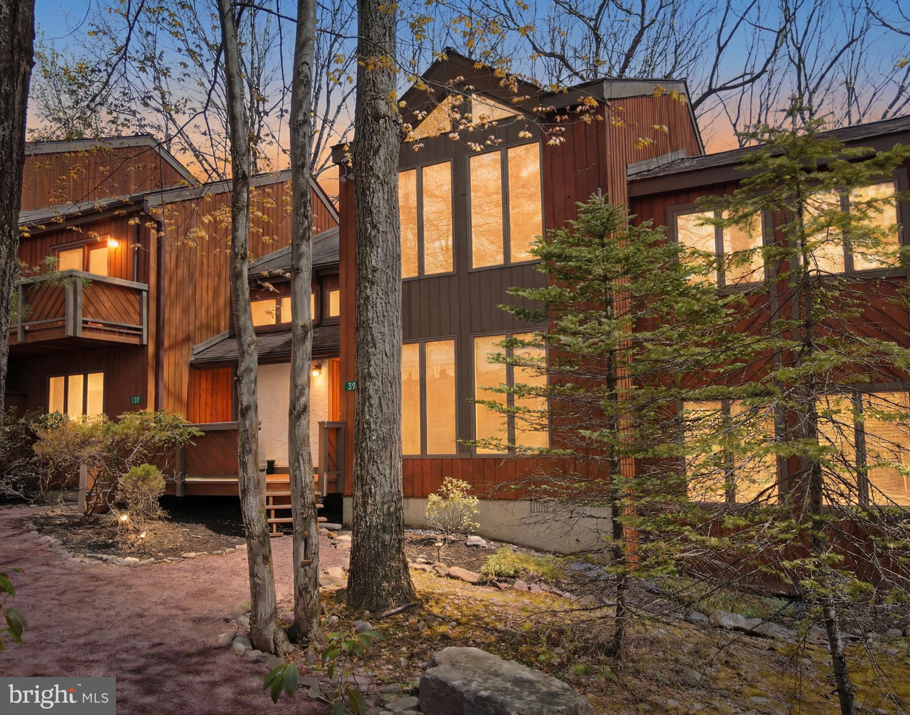Charming Poconos retreat