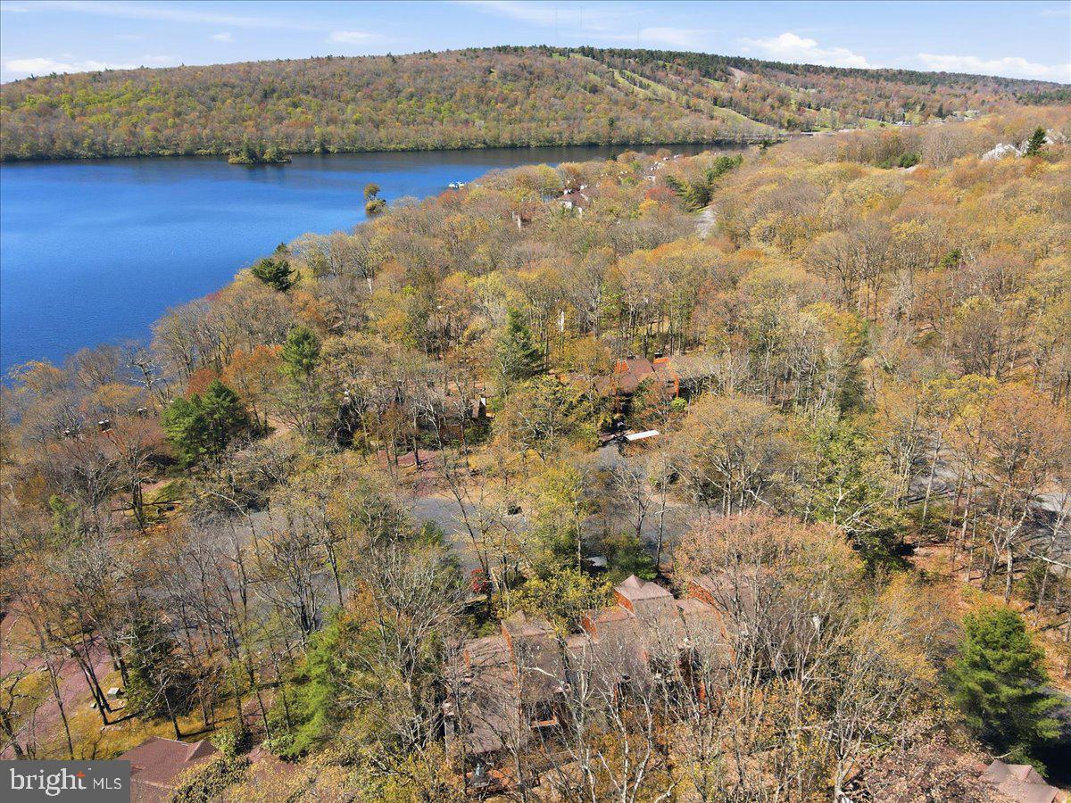 39 Ruffed Grouse Court Lake Harmony, PA 18624 - Photo 36 of 40 Beautiful Lake Harmony location