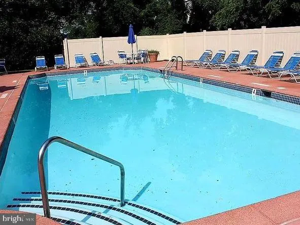 $1,450 | 46 Township Line Road, Unit 209, Elkins Park, PA 19027