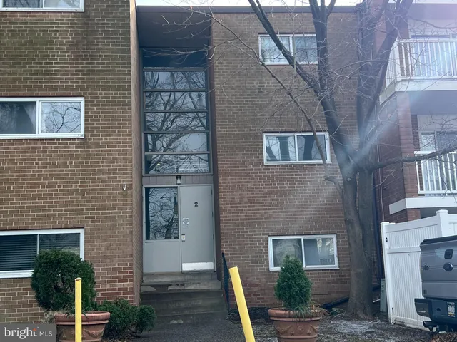$1,450 | 46 Township Line Road, Unit 209, Elkins Park, PA 19027