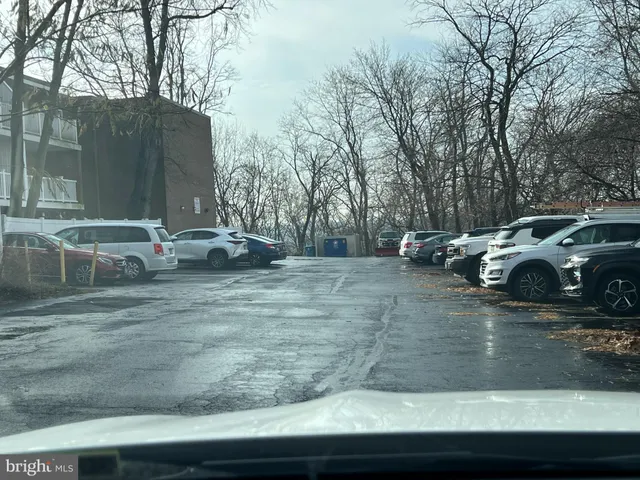 $1,450 | 46 Township Line Road, Unit 209, Elkins Park, PA 19027