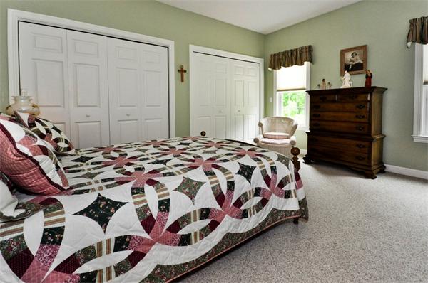 37 Bellingham Road Blackstone, MA 01504 - Photo 18 of 20 Gallery Image 18