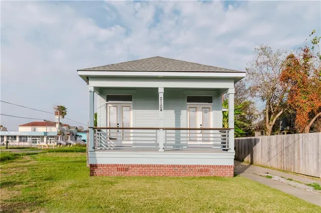 $279,000 | 2104 Desire Street, New Orleans, LA 70117