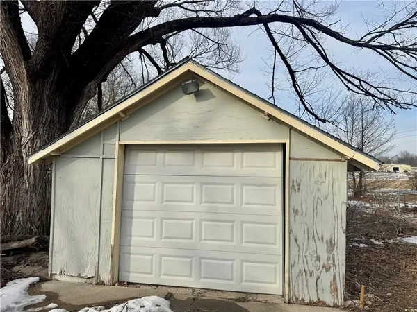 $175,000 | 107 East Maple Street, Drexel, MO 64742